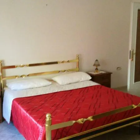 Borgo Antico Bed & Breakfast *